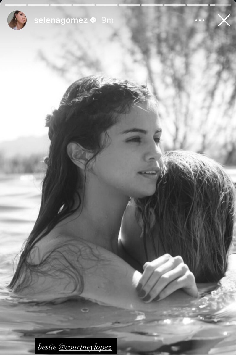 seIenerr's tweet image. what are you doing do you want me to kms @selenagomez