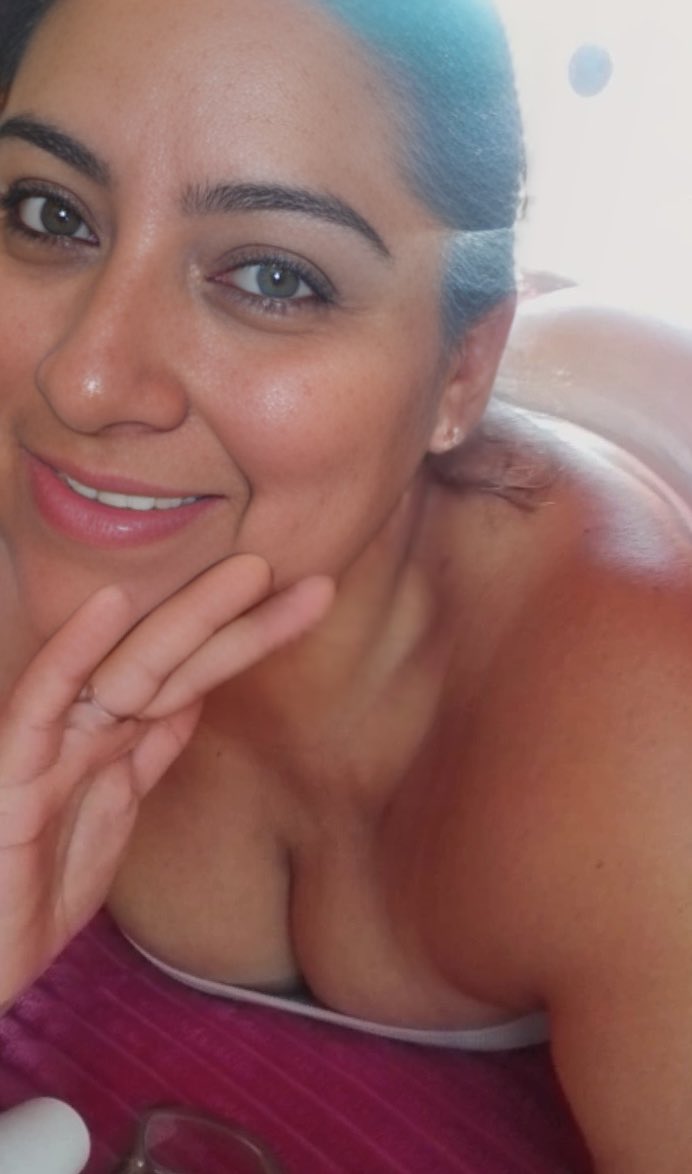 Buenas tardes 😉 Feliz miércoles , no se olviden de los RT y muchos corazones 😘