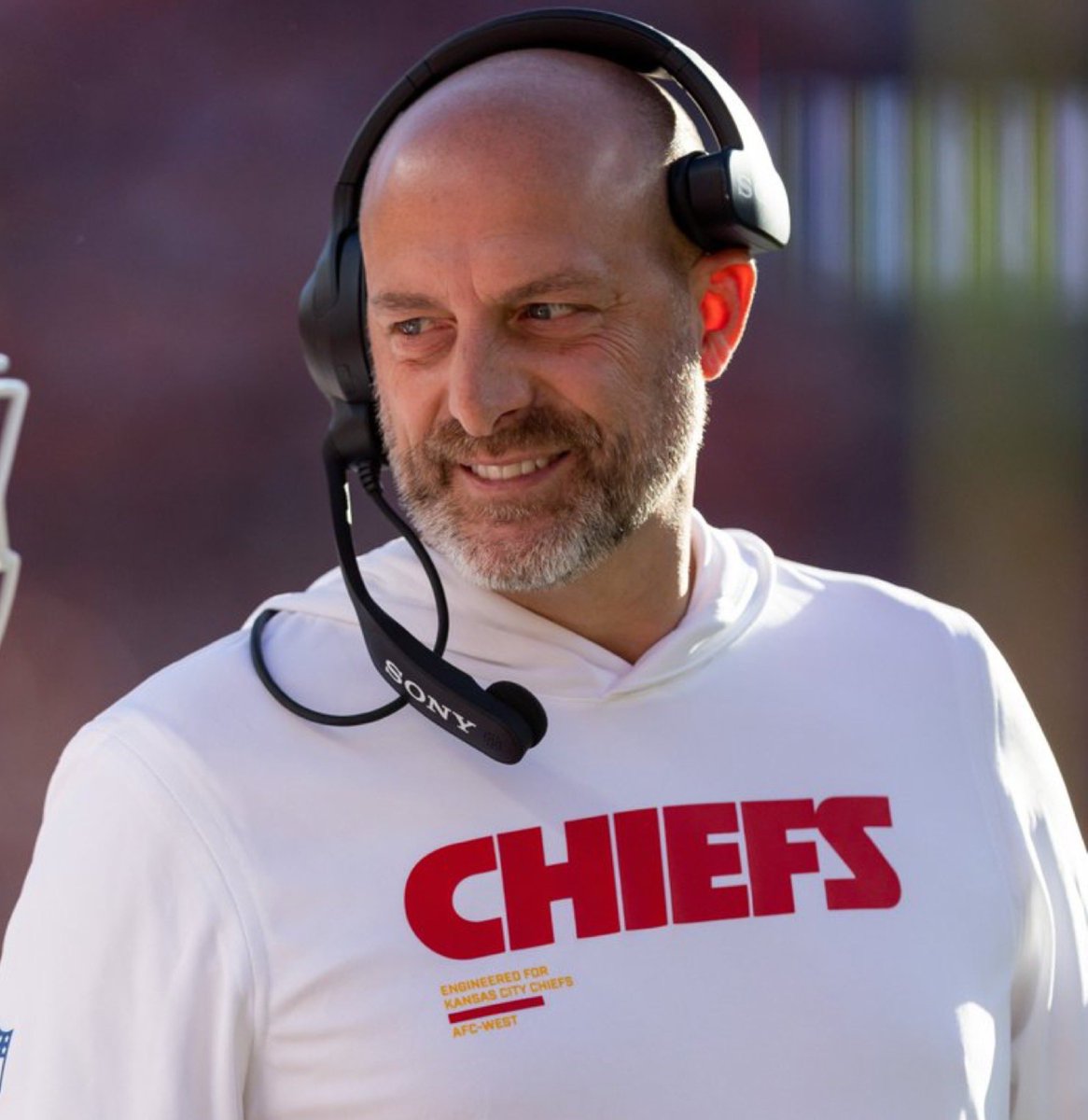 KalshiSports's tweet image. Top Candidates for Each NFL Opening on Kalshi:

Giants — Harbaugh, Stefanski
Steelers — Shula, Flores
Dolphins — Hafley, Shula
Ravens — Minter, Flores
Titans — Nagy, McDaniel
Browns — McDaniel, Udinski
Falcons — Kubiak, Stefanski
Raiders — Flores, Kubiak
Cardinals — Joseph, Saleh