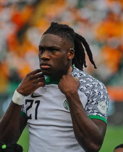 abdullahayofel's tweet image. No Nigerian will pass without retweeting this guy ✊❤️🇳🇬
#NIGMOR