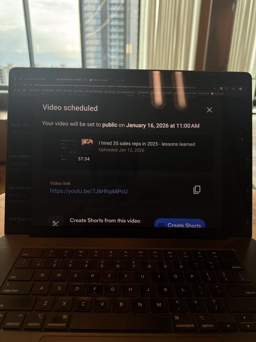 I hired 35 sales reps in 2025

Cash collected just under 4Ms

Majority was from 1 education company

Juicy vid will be out soon