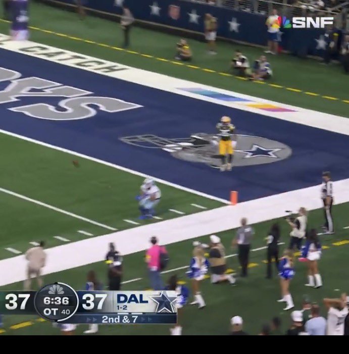 PackbackGI's tweet image. I simply have minimal words for this. Zero effort. Casually standing there while the QB was still in scramble mode. Wow.