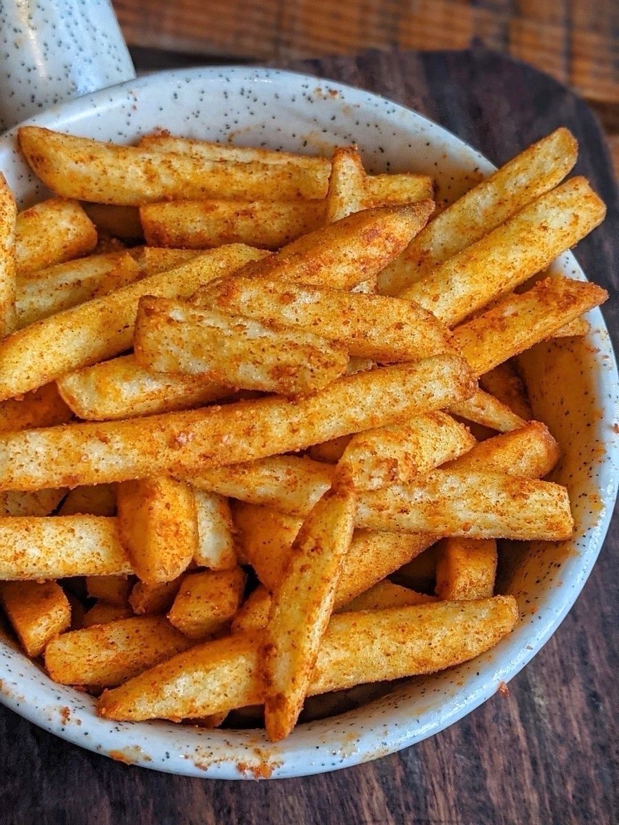 chefsevenn's tweet image. Ketchup or mayonnaise?