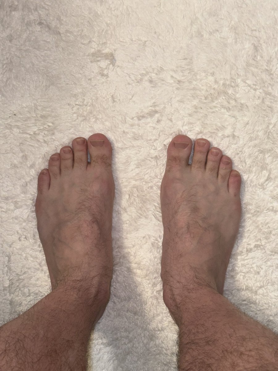 MasterMauls's tweet image. Beautiful Man Feet. Extra wide to make sure I cover all of your pathetic face😈