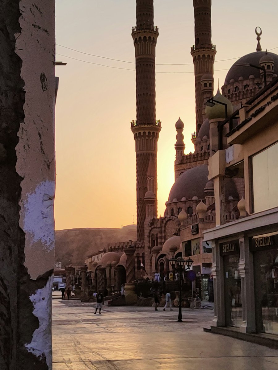 menavisualss's tweet image. Al Sahaba Mosque, Sheikh Zayed City, Egypt 🇪🇬