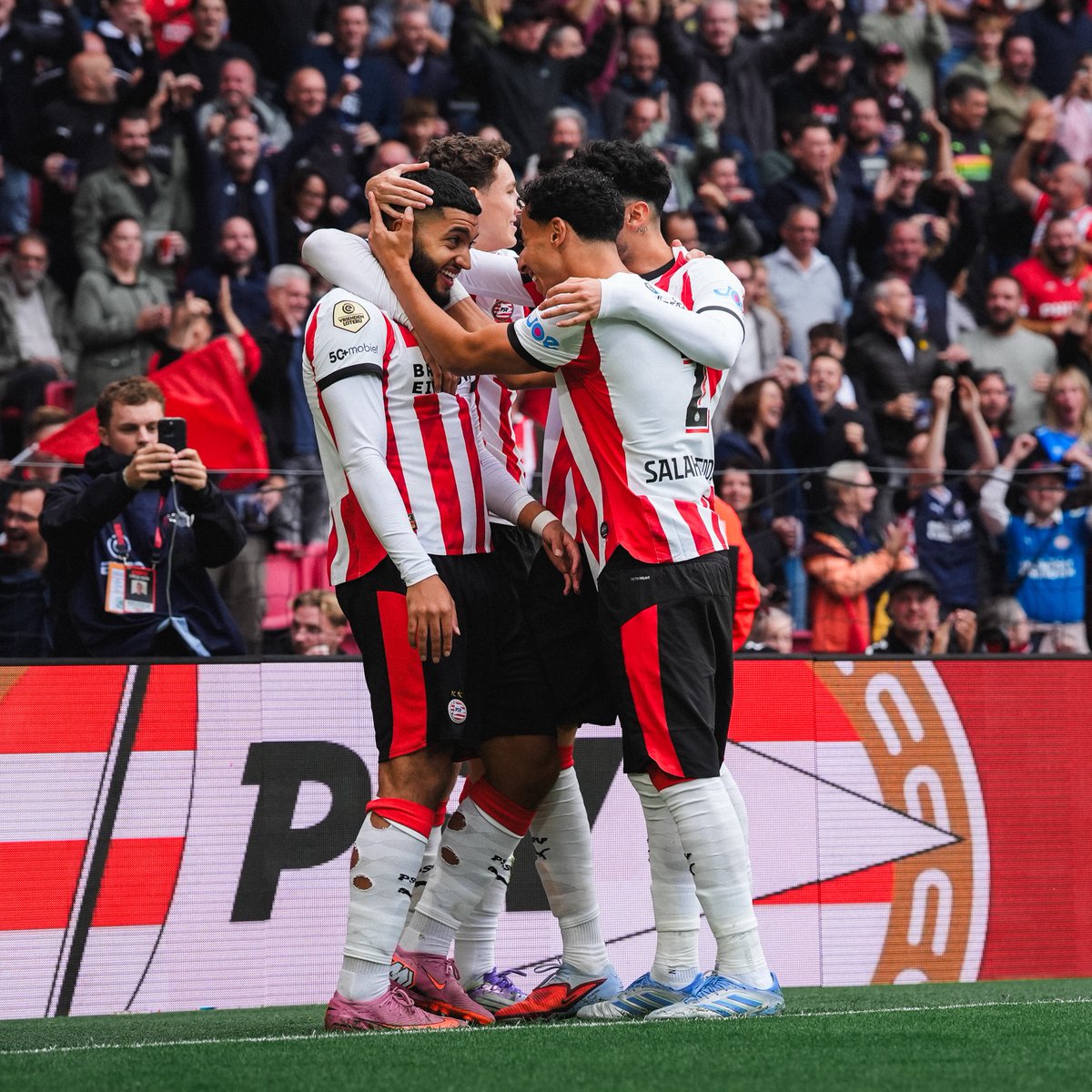 PSV's tweet image. Ismael and Anass are through to the final with Morocco after a penalty shoot-out win against Nigeria 🇲🇦

The final will be played on Sunday at 20:00 CET against Senegal 🏆