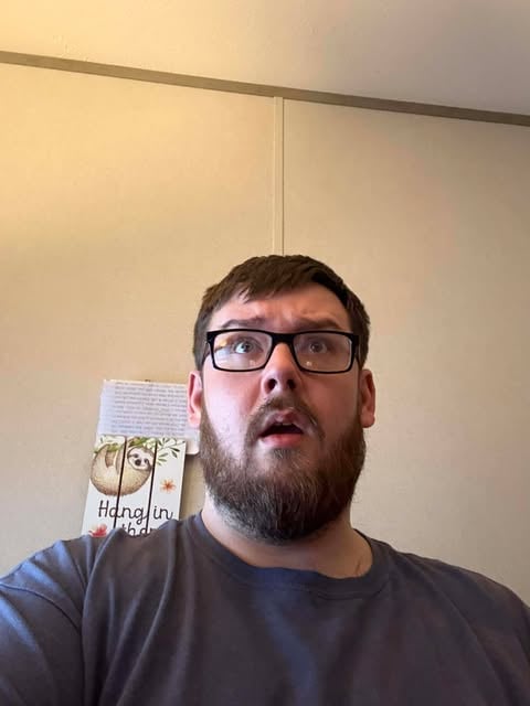 KavrynnOfficial's tweet image. 🚆 The train ride starts tonight… 8:30 pm est
I’m going live and kicking things off with Shinkansen 0 by Chilla’s Art.

If you love:
🖤 Psychological horror
😨 Slow-burn tension
💬 Hanging out and chatting live

 Twitch.tv/kavrynn

#ChillasArt #HorrorStreaming #IndieHorror