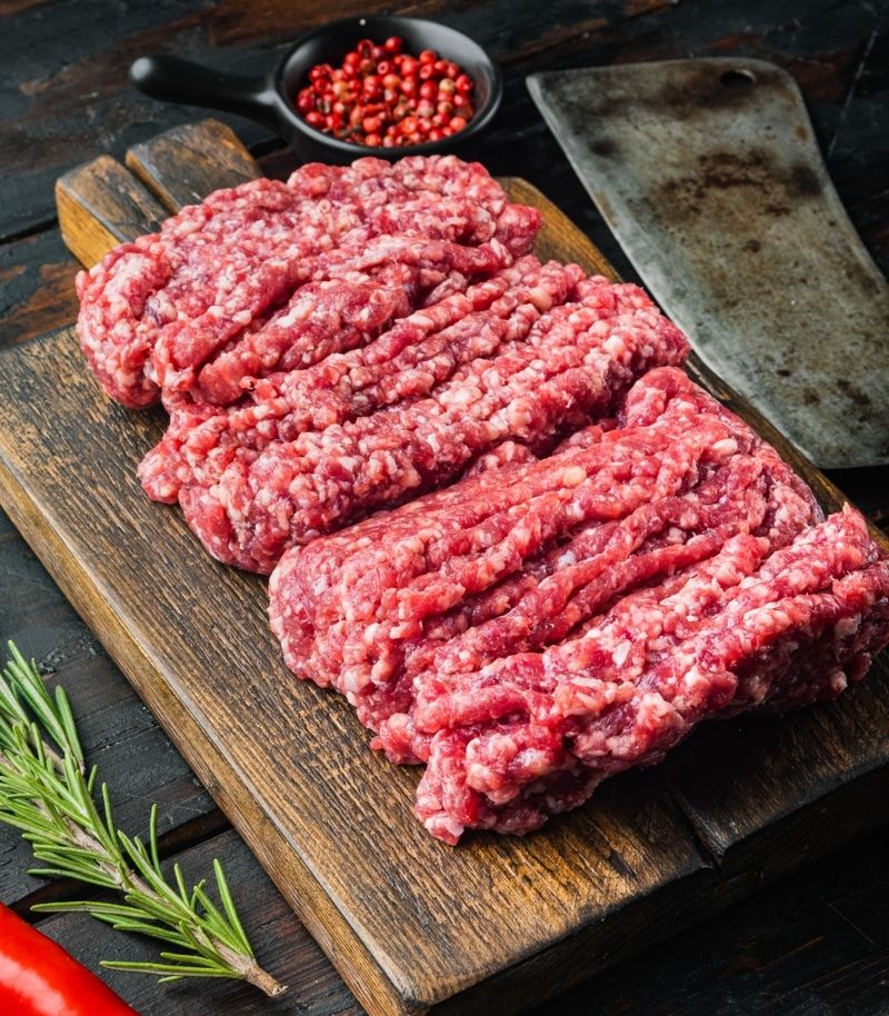 mailchi.mp/themeatmerchan… Brisket - On Sale! Ground Brisket – On Sale! Regularly $11.99/lb, now just $7.99/lb. Our fresh-ground brisket is rich, flavourful, and sure to please everyone on your list. Pick some up today before it’s gone! Plus, more fresh-cut specials this week.