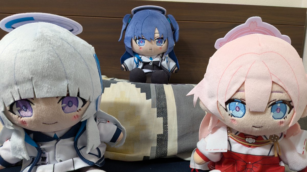 受付一旦12月で終了します‼️売れなかったら来シーズンに持ち越します‼️来シーズンの為にいかがですか❓️セダンやミニバンに❗プリウス等にどうですか⁉️19インチタイヤ売ります‼️ しゃふと (@HayaseMotors) / Posts / X