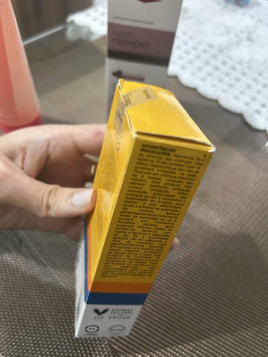 patcastrof's tweet photo. @amazonbrasil O blush foi em compra anterior. Fotos das compras de hoje: https://t.co/pcIdjPqSnp