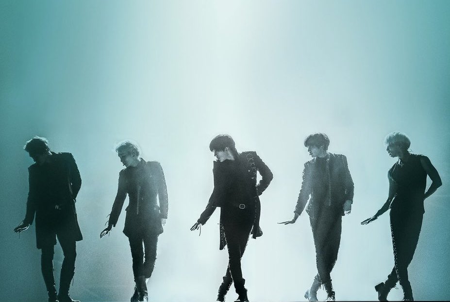 eyesonSHINee's tweet image. if the color turquoise was a boy group