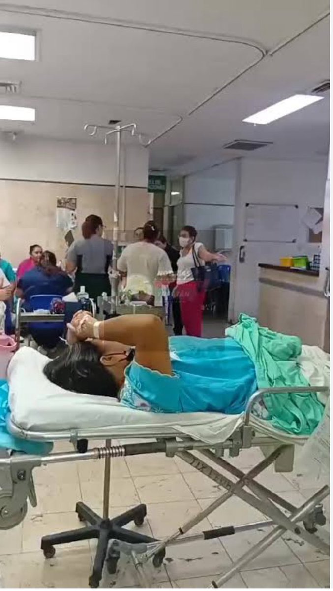 Hay falta de atención médica de cerca de 60 millones de personas; y en los últimos años las instituciones de salud han sufrido carencias de personal, medicamentos, insumos y equipo, afectando tanto a pacientes como a trabajadores.
#SaludEnCrisis.