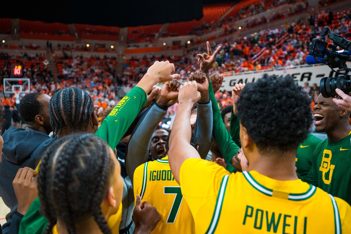 Simon McCroskey tweet media