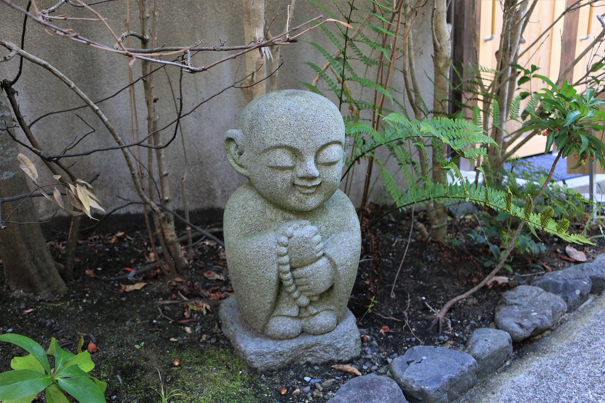 おはようございます 穏やかな木曜日に☀ 京都のお地蔵さん