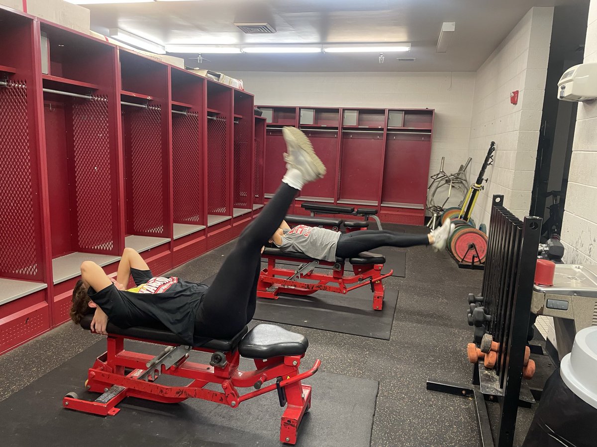 We DONT lift, We TRAIN tweet media