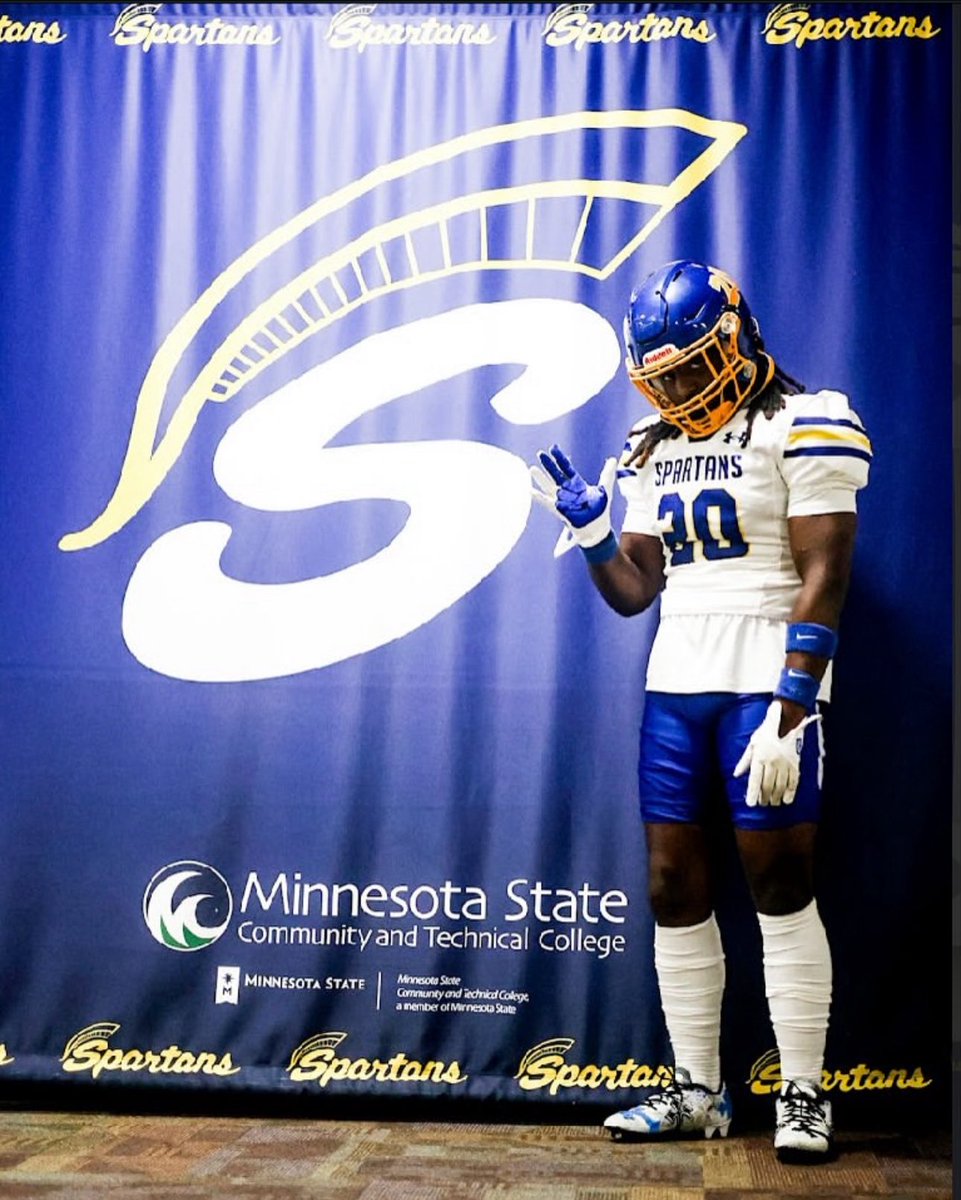 CoachHawk225's tweet image. 🗣️FEBRUARY is approaching; WE are excited about those joining our FAMILY &amp;amp; those that will be committing in the coming weeks. Please make sure your application for admissions &amp;amp; FAFSA are completed to confirm committable offers to join our movement.
#ComeBallNFergusFalls ⚔️