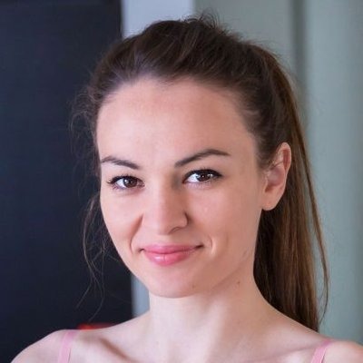 Vanessa my lovely girlfriend I miss you and hope you come back to me. I know it's not you in the picture, I loved your lovely personality ♥️