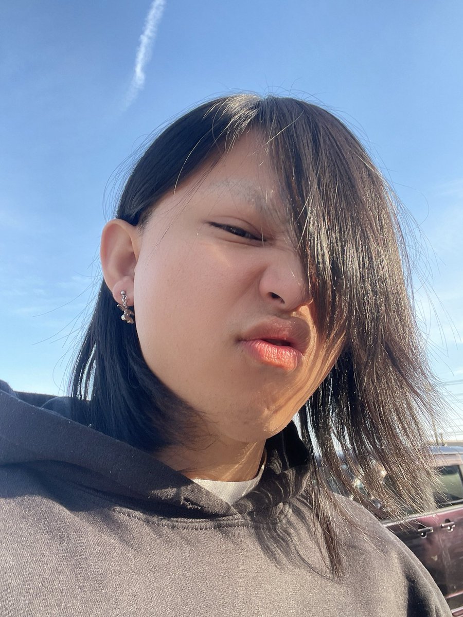 skyroadproject's tweet image. 10連勤終わってくたばる( ´ᾥ` )