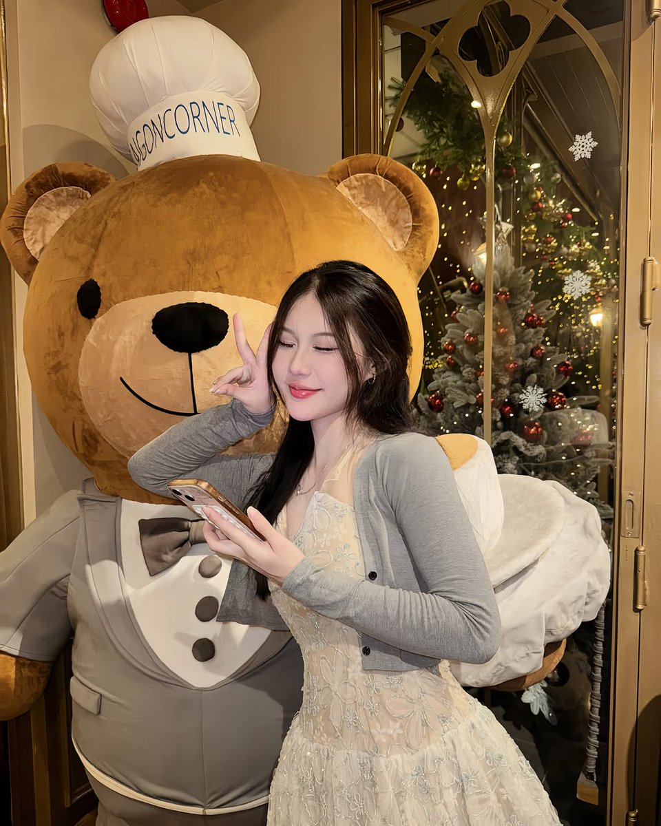 Hasanshinrr's tweet image. Telegram is a hotspot for crypto scams, with fake bots and phishing links popping up everywhere. It's crucial to verify sources before clicking on anything. Always double-check, stay informed, and report suspicious activity to keep your wallet safe!