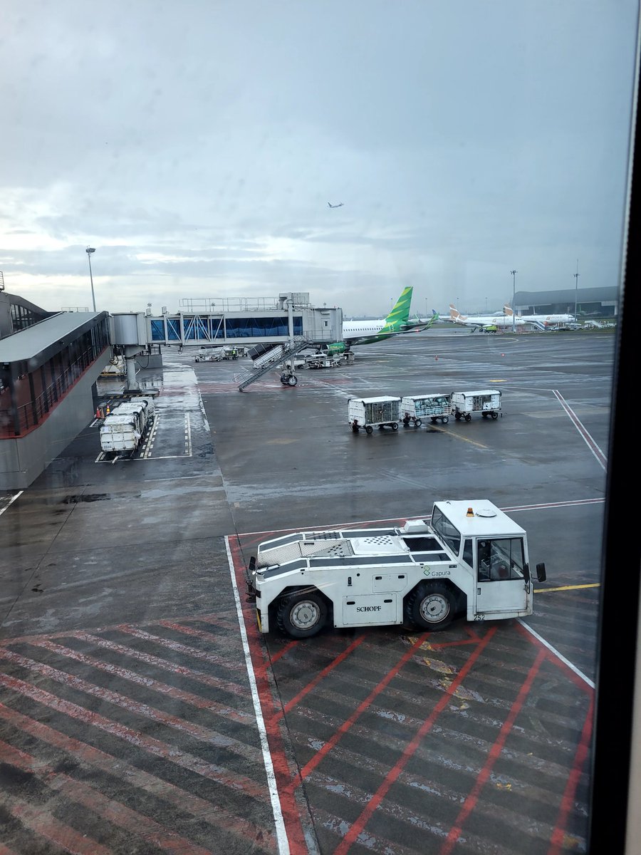 modzeenos's tweet image. Everyday with @useTria 

Today ordered some gocar to airport using @useTria visa Card #TriaIRL