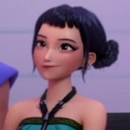 banrionbear's tweet image. she's thinkin about kissin her girlfriends