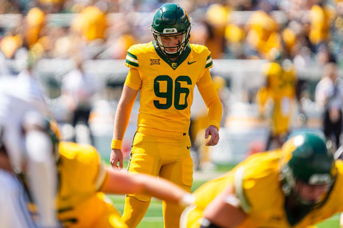 BarstoolOSU's tweet image. B⭕️⭕️⭕️⭕️⭕️M Kicker Connor Hawkins has committed to Ohio State 
A miracle in Columbus‼️‼️