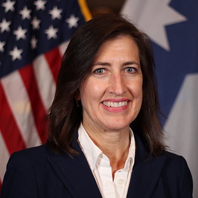 C_3C_3's tweet image. Meet Nancy Daubenberger…

She was appointed by Walz to run MnDOT.

Overseeing certification and all other aspects of Minnesota’s non-emergency medical transportation.

Her salary is $187,000.

@nickshirleyy just exposed 100’s of scam Somali companies stealing MILLIONS…

Oops!