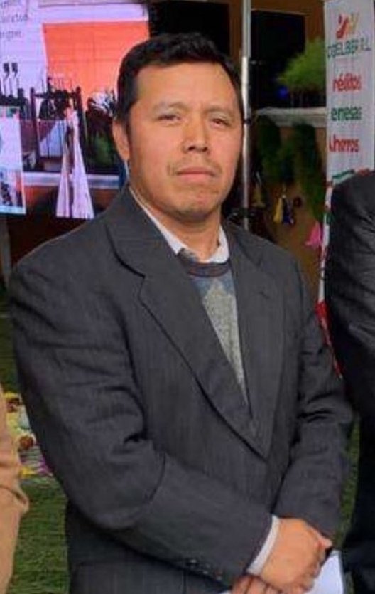 Ricigt1's tweet image. ⚖️🚨 Un juez vuelve a criminalizar la protesta pacífica
Por orden del juez Mario Rodrigo Flores Maldonado, capturan a Basilio Bernardo Puac García, ex vicepresidente de los 48 Cantones, en un mercado municipal de Patzicía.
📅 Orden vieja (abril 2025), ejecución selectiva hoy.
❌…