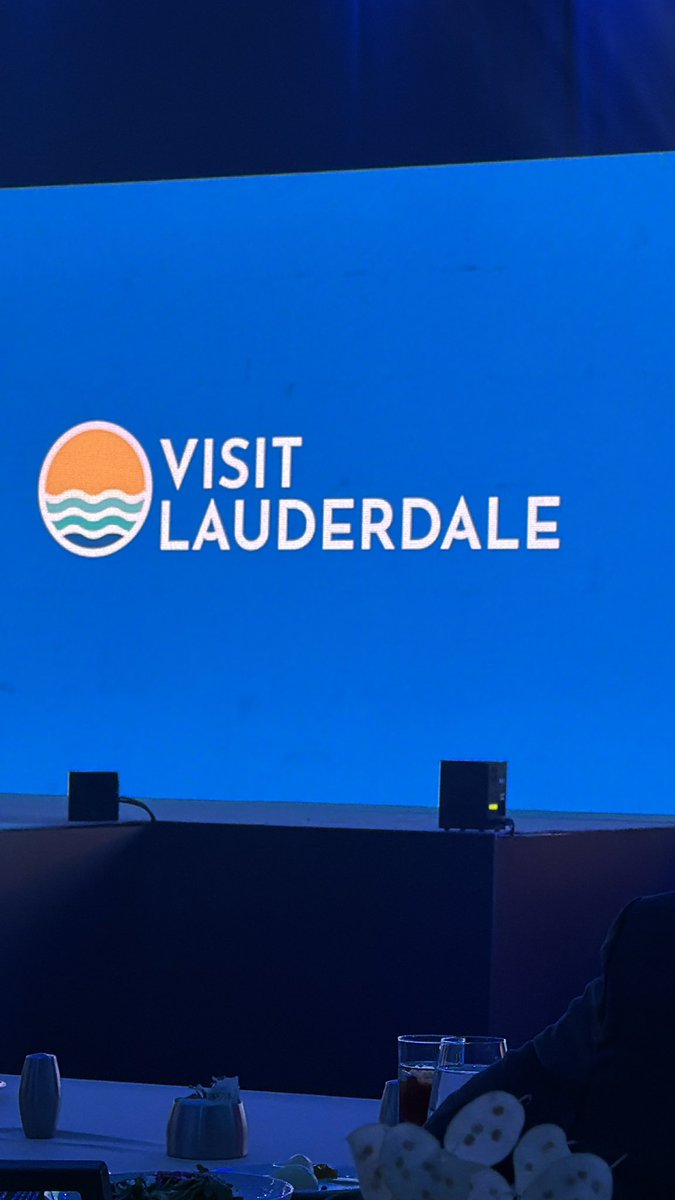 Alexandra P. Davis tweet media