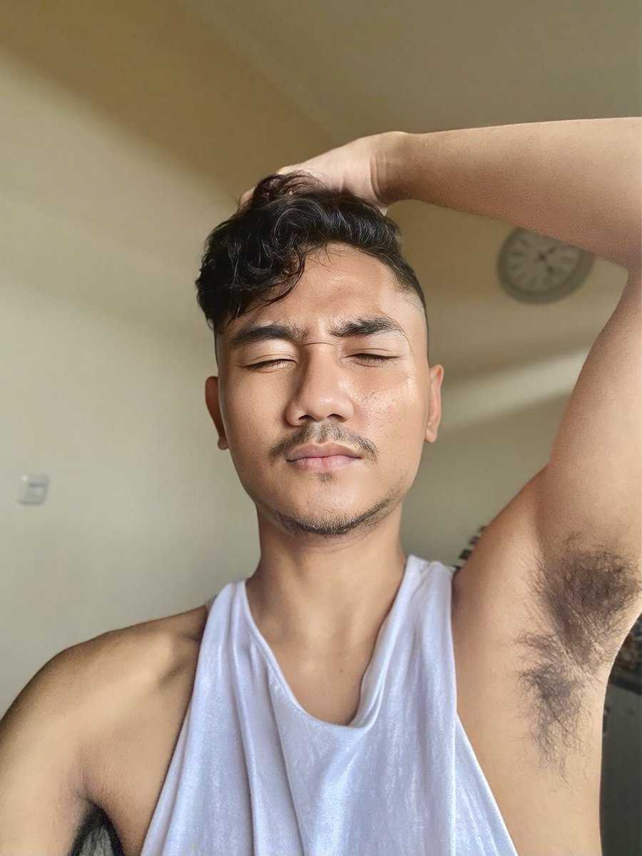 Pangeran tweet media