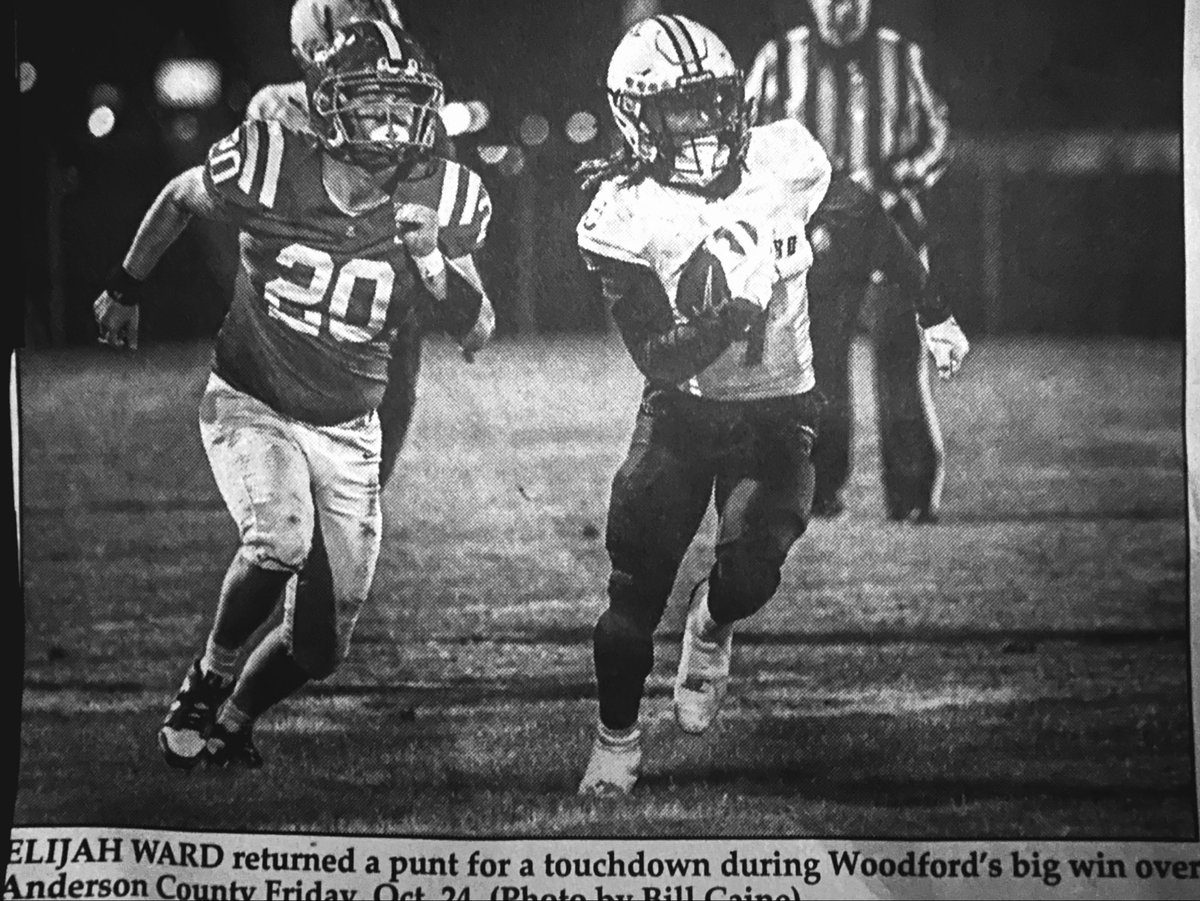 4LTWARD's tweet image. Congratulations @24Wardd receiving the @WoodfordFBall Special Teams POY Award and receiving an 🥇 for being Honorable Mention All-District. Proud of you son! Skies the LIMIT! 
@coachRoleyDBN 
@vaughtsviews 
@KeithFarmer18 
@PrepRedzoneKY 
@AdotWhite 
@Coco_KayKay4