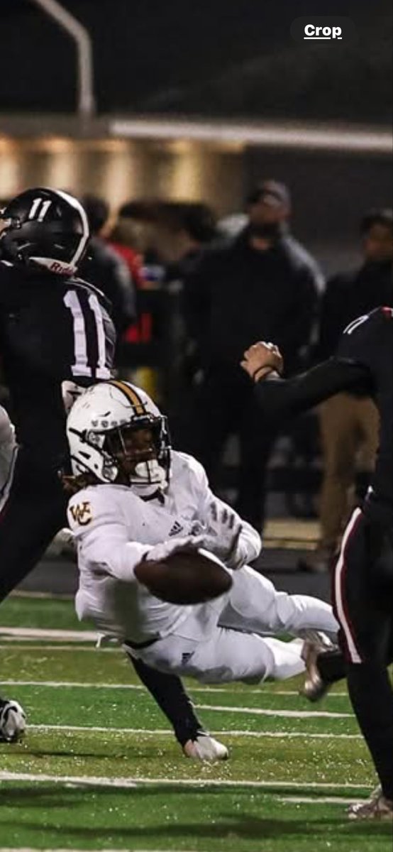 4LTWARD's tweet image. Congratulations @24Wardd receiving the @WoodfordFBall Special Teams POY Award and receiving an 🥇 for being Honorable Mention All-District. Proud of you son! Skies the LIMIT! 
@coachRoleyDBN 
@vaughtsviews 
@KeithFarmer18 
@PrepRedzoneKY 
@AdotWhite 
@Coco_KayKay4