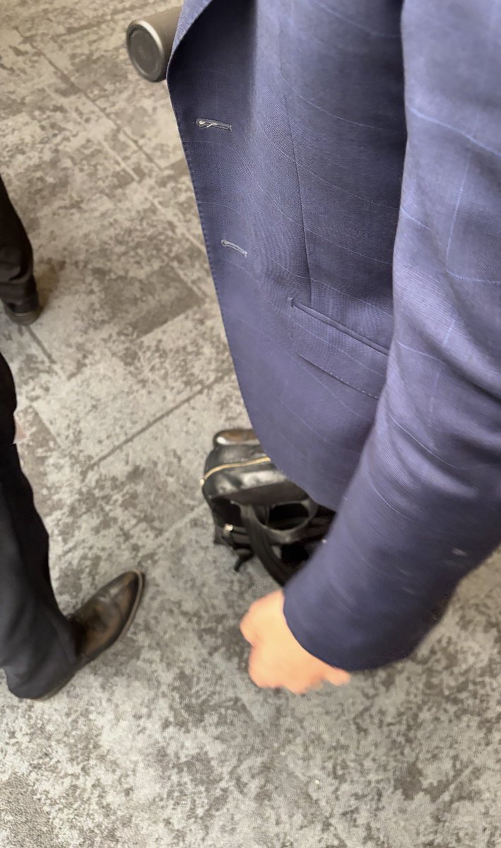 👔

#suit #gay #suitfetish #fetish #sheers #menatplay #morbo #suitedgay #trajeado #shoefetish #gaysuit #gaysuitfetish #cazandoguapos #gaysuit #gaysuitfetish #suit #gay #suitfetish #fetish #sheers #menatplay #morbo #cruising #cruisingcdmx #