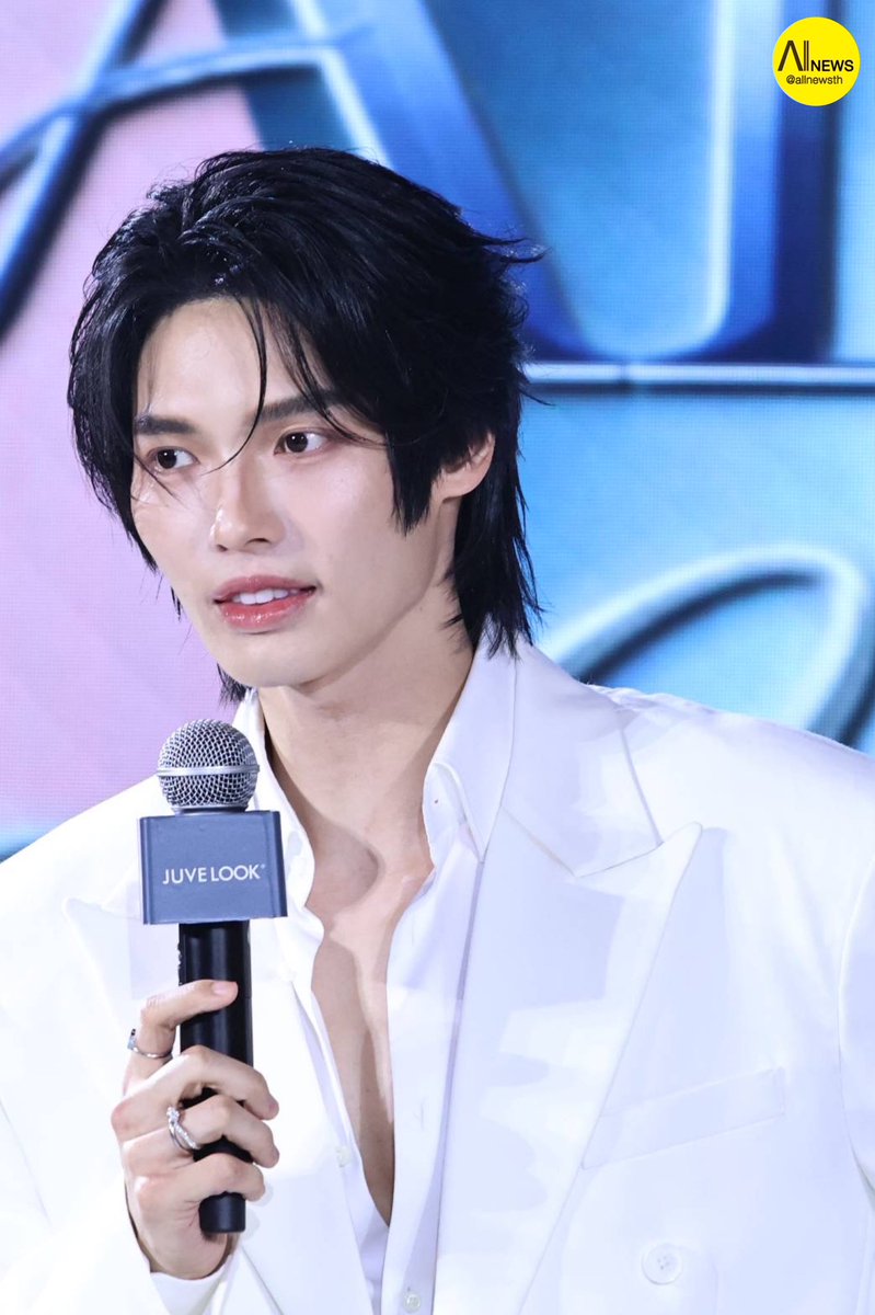 WMOGlobal's tweet image. Starting the day with Juvelook BA's million dollar visuals worthy of every click... and zoom in's 🙂‍↕️

WIN METAA WITH JUVELOOK

#winmetawin @winmetawin #METAA #WinEveryLook
#WinMetawinxJUVELOOK #JuvelookVolume #JuvelookVolumeThailand #JuvelookThailand