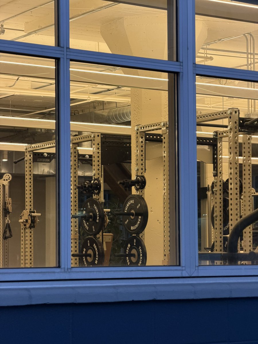 But does your startup have a branded squat rack? https://t.co/PdRQr84asg