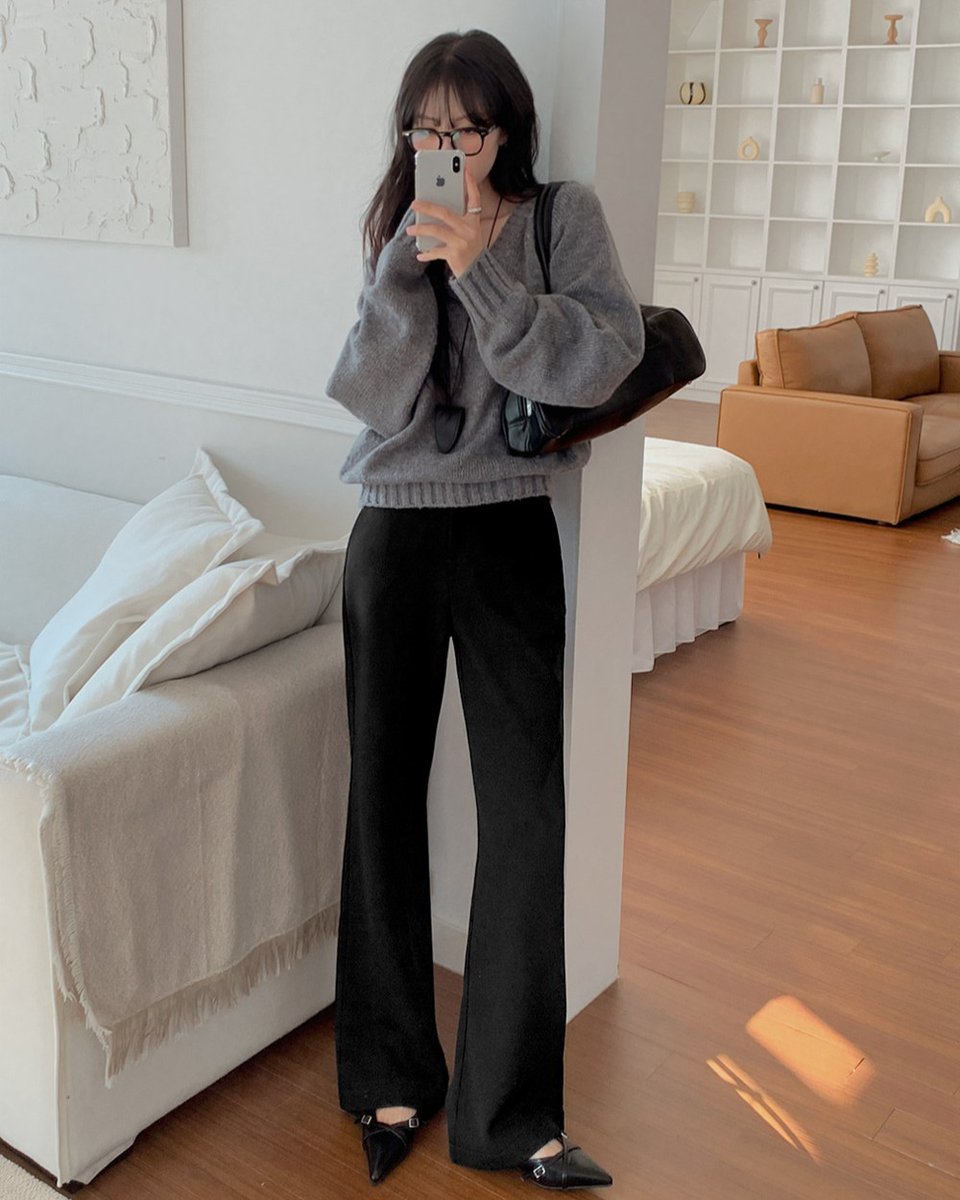 HotpingJ's tweet image. アップデート後、人気爆発中🔥

📌裏起毛ワイドブーツカットスラックス
👉x.gd/5fKqa

ちょうどいい丈感のパンツ探しに
奮闘中のあなたは要チェック⚠️

丈感を選べるよう
ショートver.とロングver.
2タイプをご用意しました😘

裏起毛なのでふわふわあったか😁
冬のマストアイテムです🎀