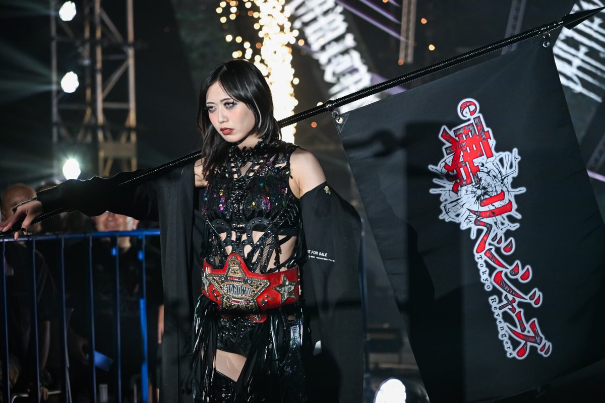 Kazuchika Okada on Saya Kamitani becoming the first woman to win the Tokyo Sports Puroresu MVP Award:

“Isn’t that wonderful, if she has that much influence? In the flow continuing from (Antonio) Inoki, (Giant) Baba, (Riki) Choshu, (Tatsumi) Fujinami and various others, I think a