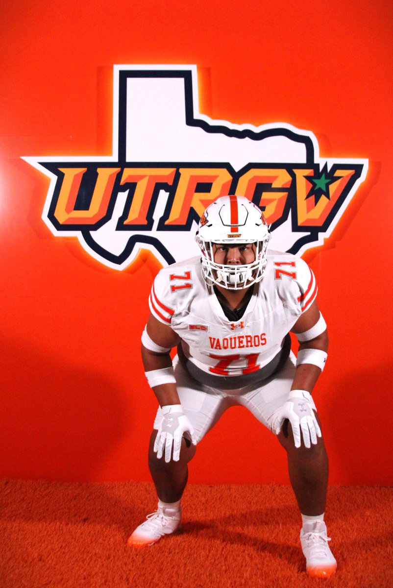Leomiti_55's tweet image. After a call with @CoachJeffBowen I am proud to say I have been offered a scholarship to @UTRGVFootball !! Thank you @CoachTBush and @CoachJeffBowen for the great news and opportunity to be great!!
All Glory to God🙏