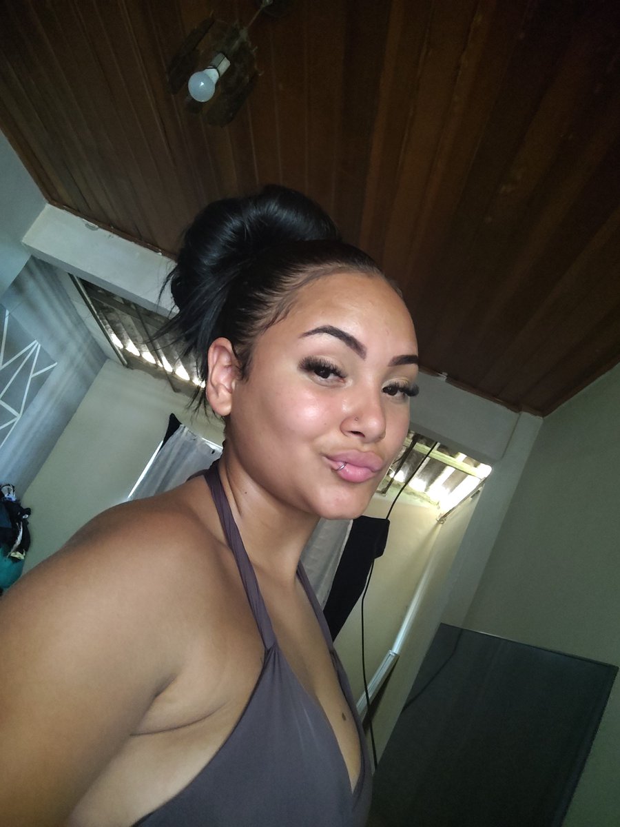 beca Araujo tweet media