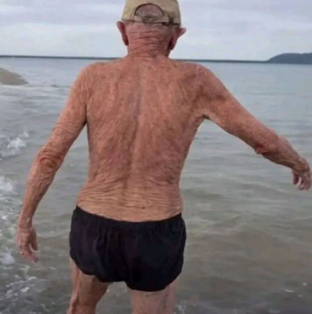 TumultoBR's tweet photo. Espíritos do mal, transformem essa forma decadente em Mumm Ra. 🤣🤣
