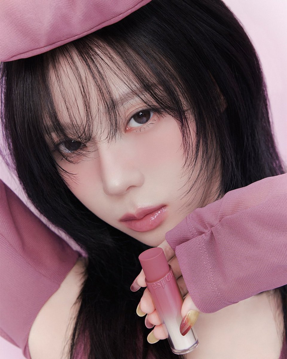 WINTER_DCgall's tweet image. 250115 패스트페이퍼 인스타 #윈터

🔗instagram.com/p/DTgqwjllKQq/

#WINTER #ウィンター #에스파 #aespa 
#에스쁘아 #espoir @espoir_story