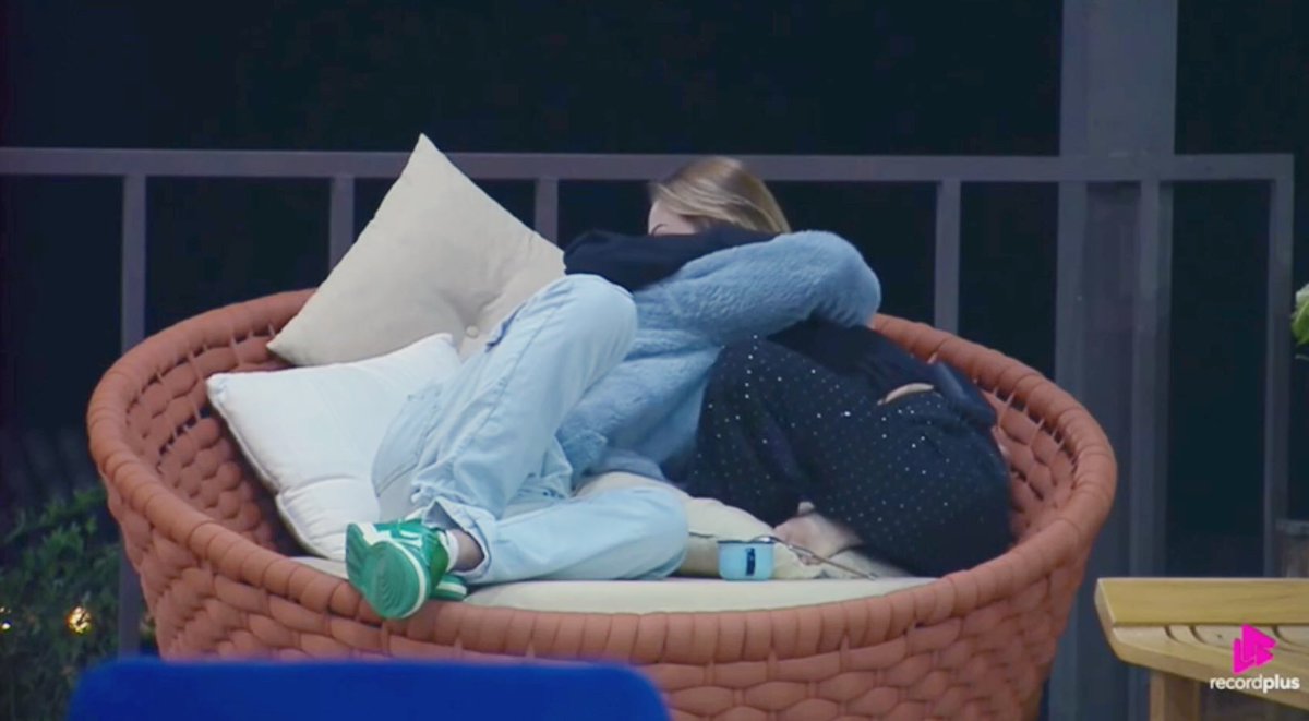 centralmaritheu's tweet image. Você tem carta branca nesse meu coração. 🤍🤏🏻
#Maritheus