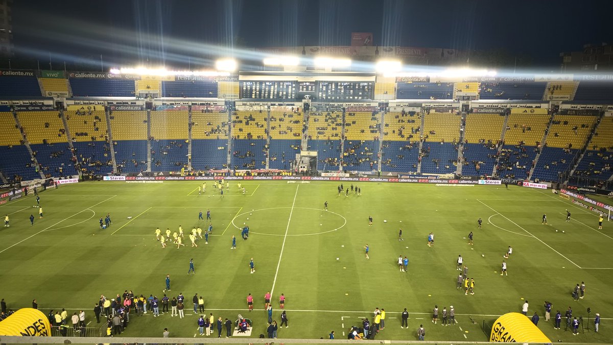 Sangre Azul tweet media