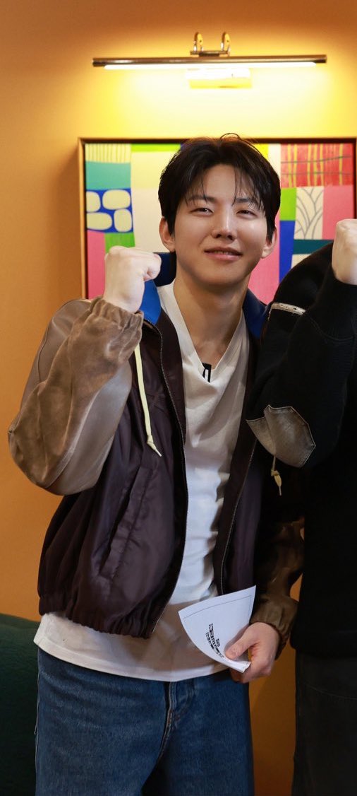 이래 헤벌쭉해가지고 어디 내놓겟냐 걱정돼서