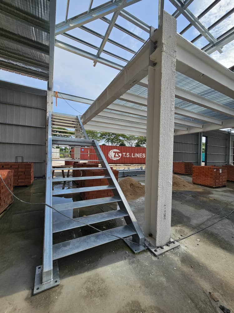 escstructures's tweet photo. ESC PEBs are smart, sustainable, and built for every industry.
Warehouses, commercial spaces, agri structures, hangars, and institutions—engineered for performance.

Build smarter with ESC
✉️ info@escsteelstructures.com

#ESCPEB #PreEngineeredBuildings #SteelStructures https://t.co/EqasEcbd6X