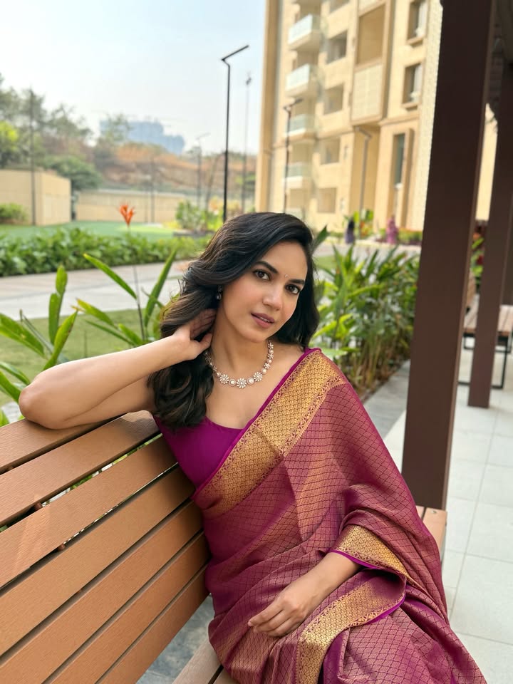 Actress_Club's tweet photo. ๐ฏ #RituVarmaThread
#Actress #RituVarma New Look https://t.co/qlzqTfA71f