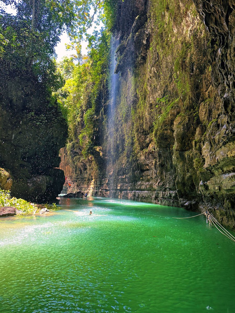 burjeeck's tweet image. Emang boleh segacor ini sama alam? Jawa Tengah Green.