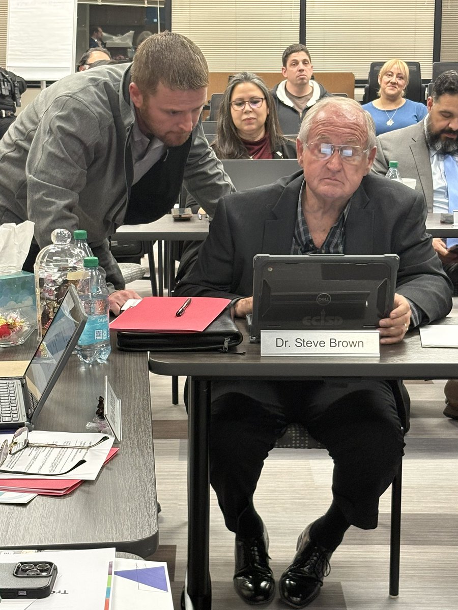 Dr. Lauren Ŧavarez, CETL tweet media