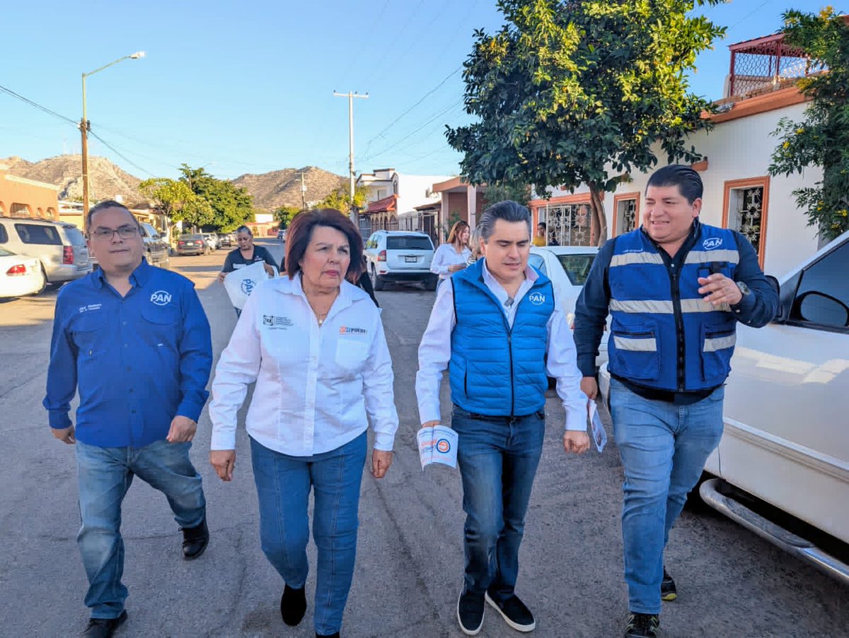 Que grato saludar a muchos amigos que hicimos en el 2024! 

Gracias Presidente <a href="/GildardoReal/">Gildardo Real</a> por acompañarnos en el recorrido donde nos pusimos a la orden de los vecinos de la Eusebio Kino.

El buen trabajo de <a href="/tonoastiazaran/">Antonio Astiazarán</a> se nota! 

#ElPANGobiernaMejor