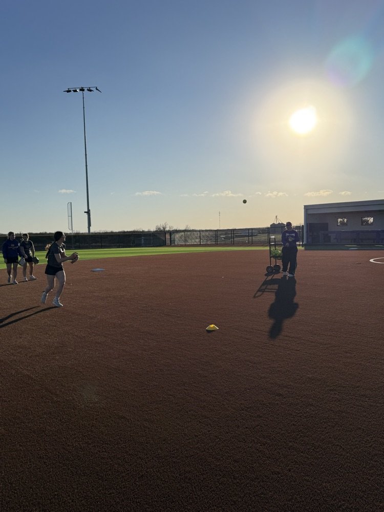 Granger_Lions's tweet photo. First practice on the new field! https://t.co/kgQUSTI7Lm